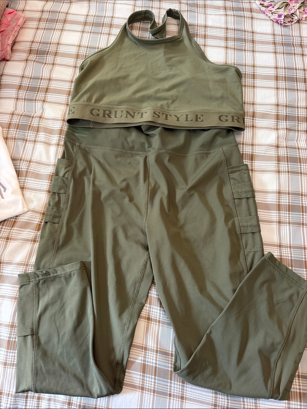 Grunt Style Olive Green Cargo Jogger Leggings with Matching Crop Tank